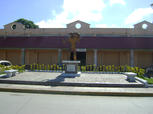 Foto: Plaza El Bananero - El Progreso (Yoro), Honduras
