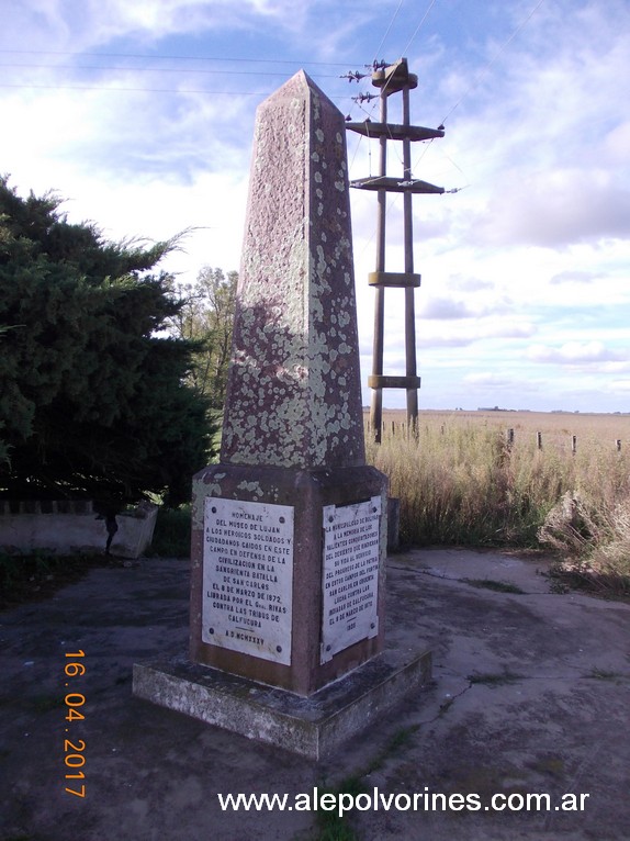 Foto: Homenaje Caidos en la Batalla de San Carlos - Mariano Unzue (Buenos Aires), Argentina