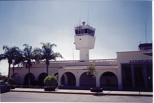 Foto: Aeropuerto Internacional de Torreón Francisco Sarabia - Torreón (Coahuila), México