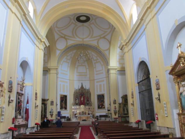 Foto: El interior de la iglesia de San Esteban - Torrejón de Velasco (Madrid), España