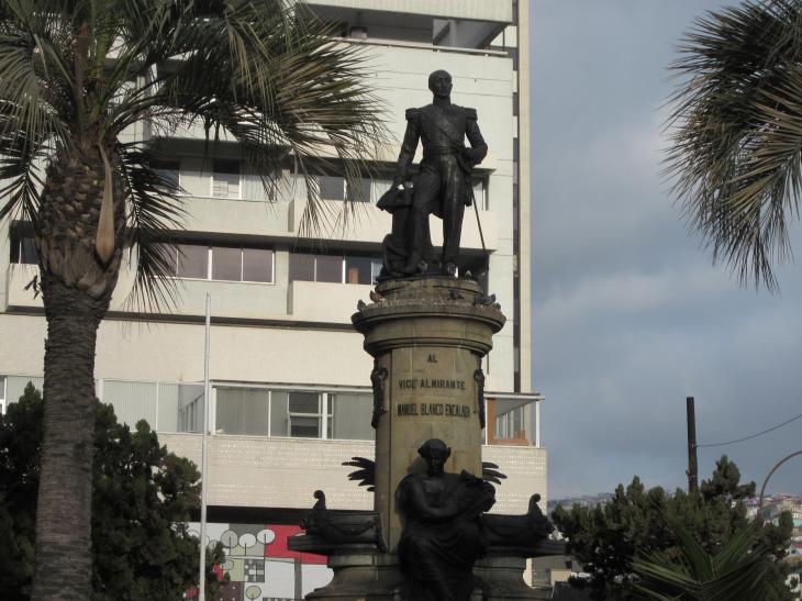 Foto: Monumento a Don Manuel Blanco Encalada - Valparaíso, Chile