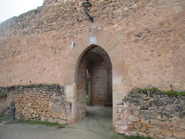 Foto: Puerta de San José en las murallas - Palazuelos (Guadalajara), España