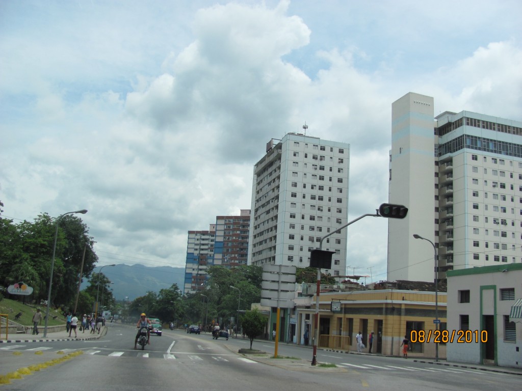 Foto: Avenida - Santiago de Cuba, Cuba