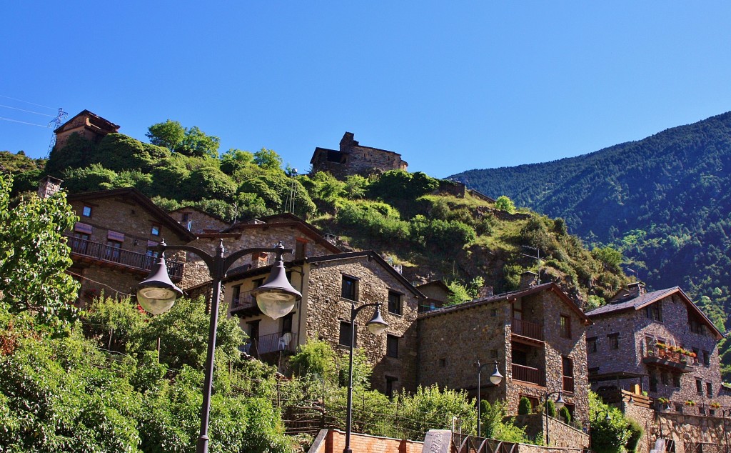 Foto: Vista del pueblo - Les Bons (Parròquia d'Encamp), Andorra
