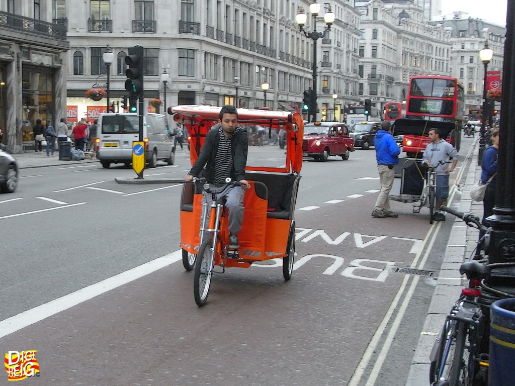 Foto: Taxis ecológicos. - Londres (England), El Reino Unido