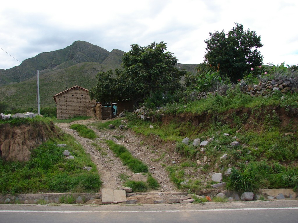 Foto: Camino San Andres - Tarija - Casa de campo (Tarija), Bolivia