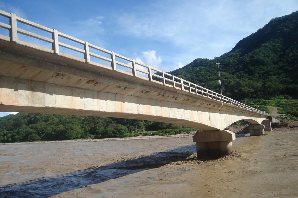 Foto: Puente defensores del Chaco - Huacareta (Chuquisaca), Bolivia