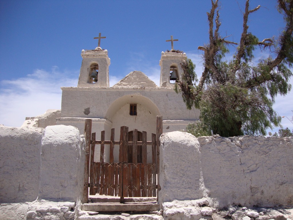 Foto: Iglesia centenaria - Chiu Chiu (Antofagasta), Chile