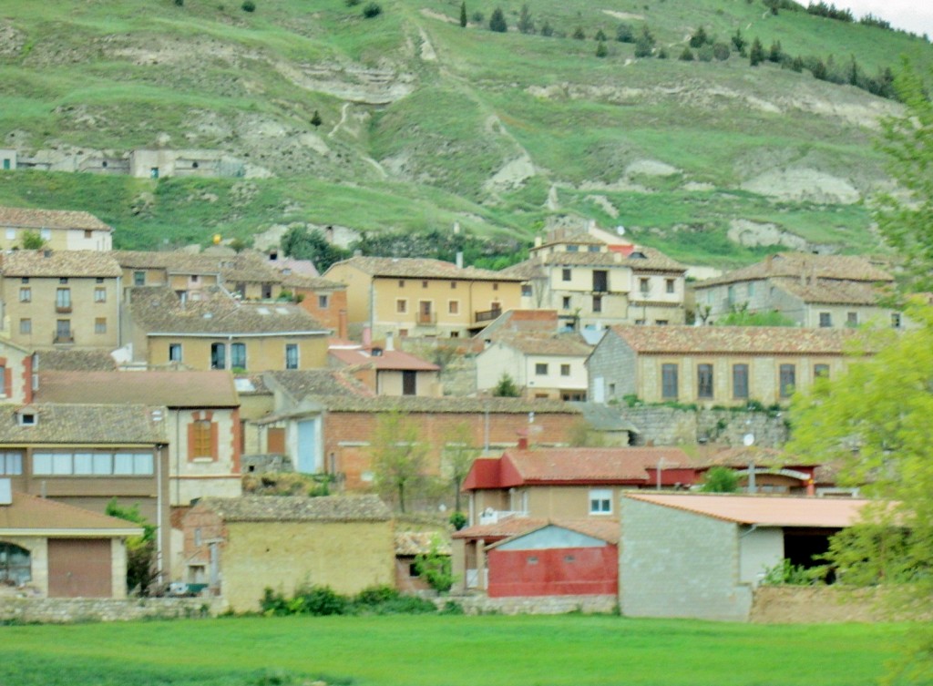 Foto: Vista del pueblo - Castrojeriz (Burgos), España