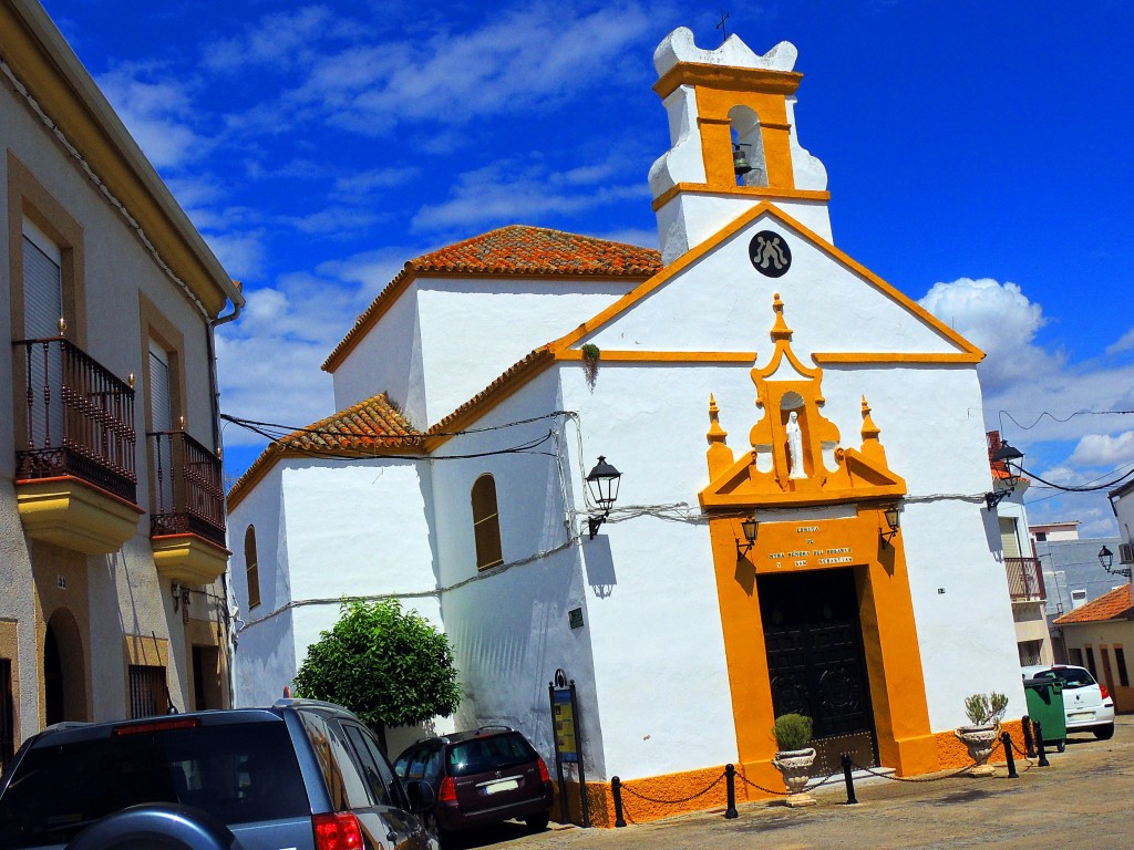 Foto: Ermita del Rosario y San Sebastián - Almodóvar del Río (Córdoba), España