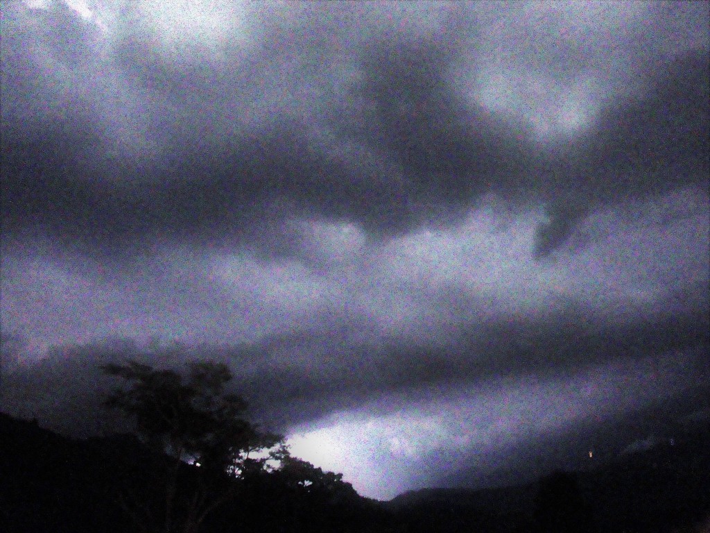 Foto: Vientos de tormenta - Quebradanegra (Cundinamarca), Colombia