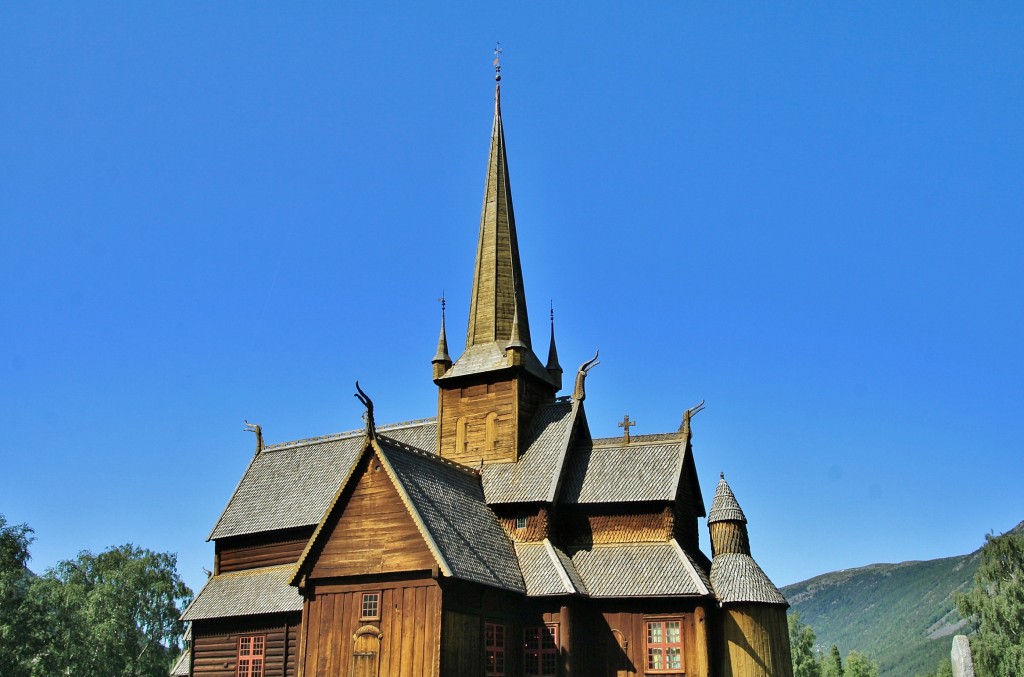 Foto: Stavkirke medieval - Lom (Oppland), Noruega