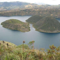 Foto de Lago Cuicocha