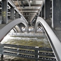 Foto: Puente del ferrocarril sobre el Spree - Berlín