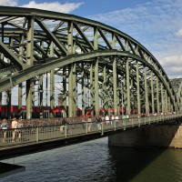 Foto: Puente sobre el Rhein - Köln (Colonia)