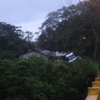Foto: Vehículo fuera de vía - Shell