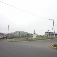 Foto: Monumento a la Virgen - Santo Domingo De Los Colorados