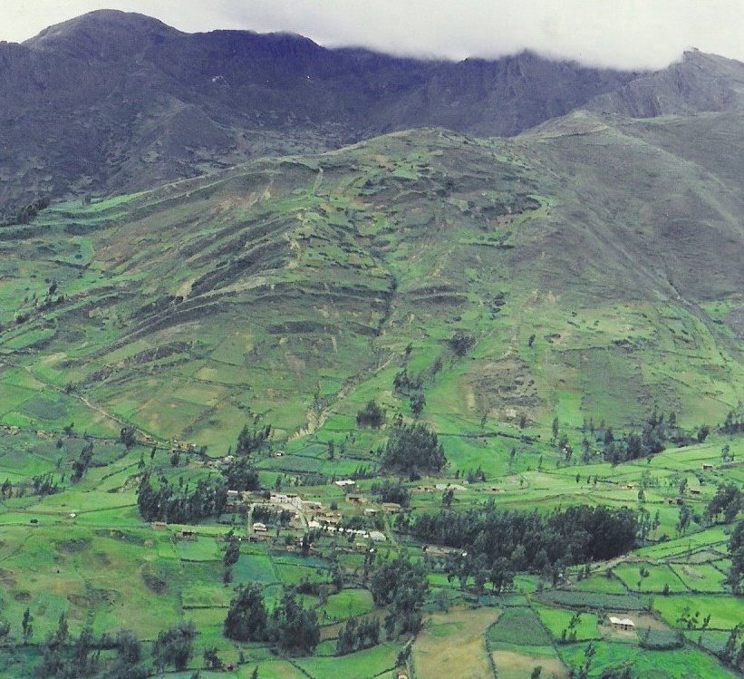 Foto de QUINUABAMBA, Perú