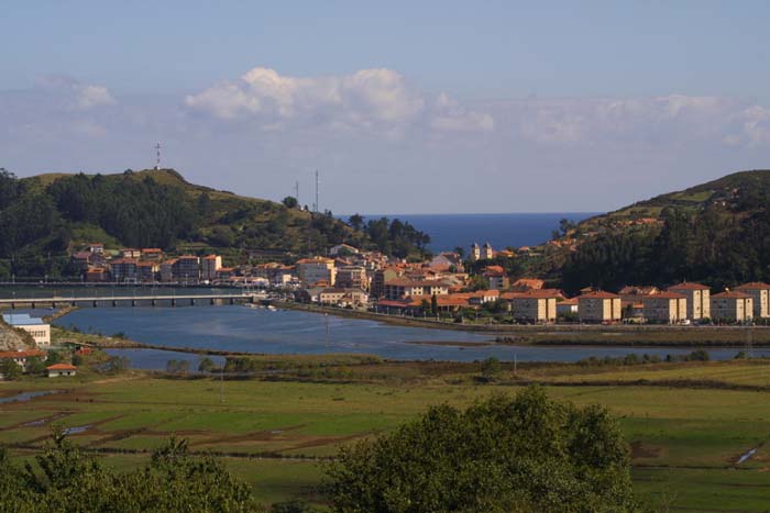 Foto de La Cuevona - Ribadesella (Asturias), España