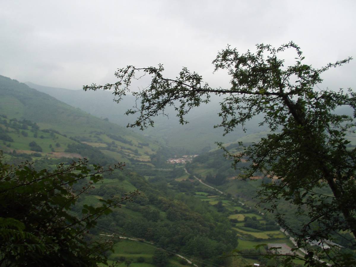 Foto de Bárcena de Pie de Concha (Cantabria), España
