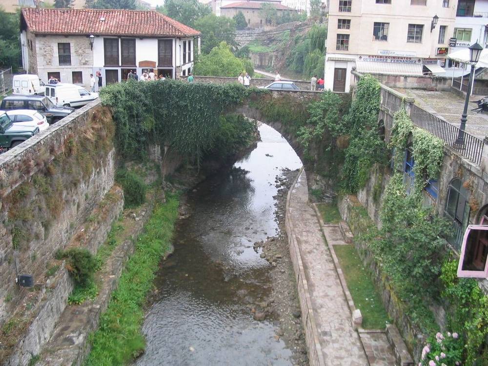 Foto de Potes (Cantabria), España