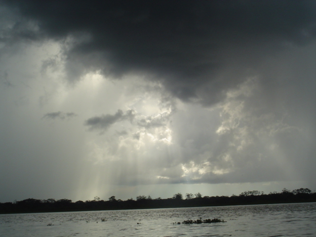Foto de Amazonas - tormenta, Perú