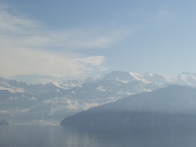 Foto de Lago Brunnen (Suiza), Suiza