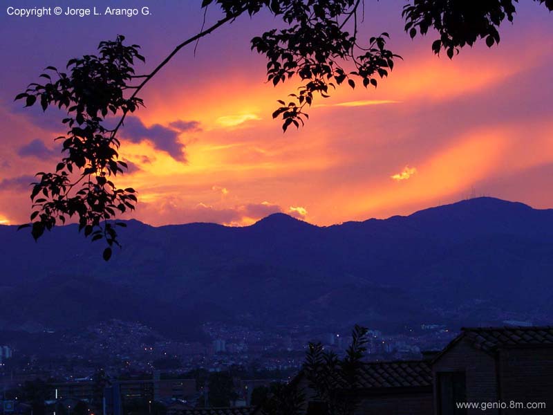 Foto: Atardecer - Medellín, Colombia