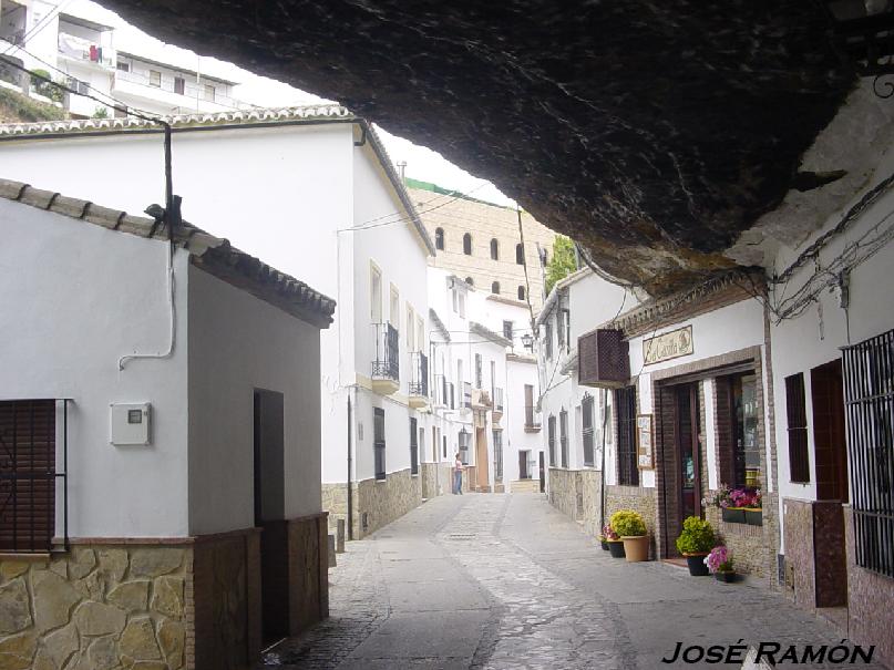 Foto de Setenil de las Bodegas (Cádiz), España