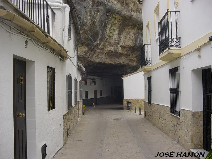 Foto de Setenil de las Bodegas (Cádiz), España