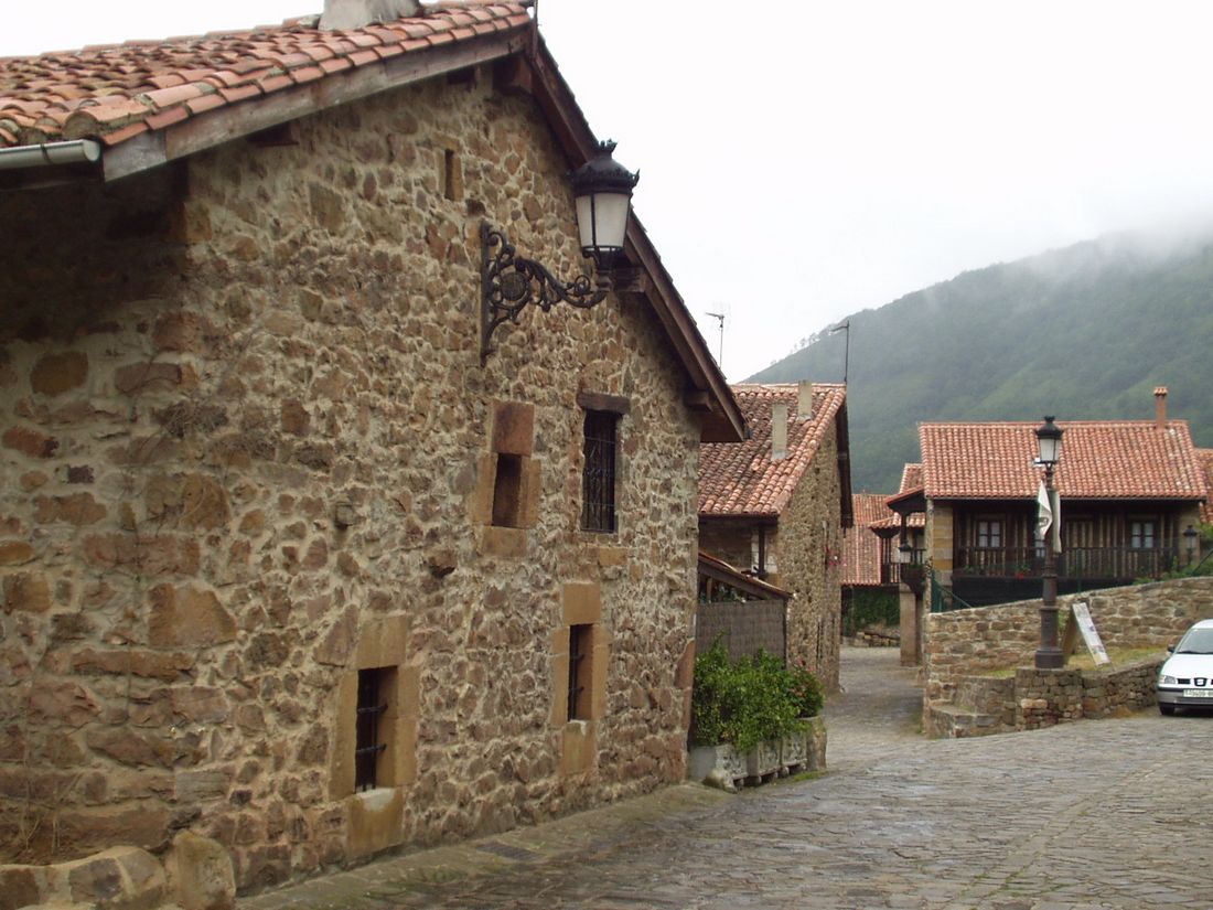 Foto de Barcena Mayor (Cantabria), España