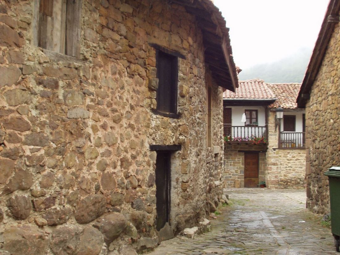 Foto de Barcena Mayor (Cantabria), España