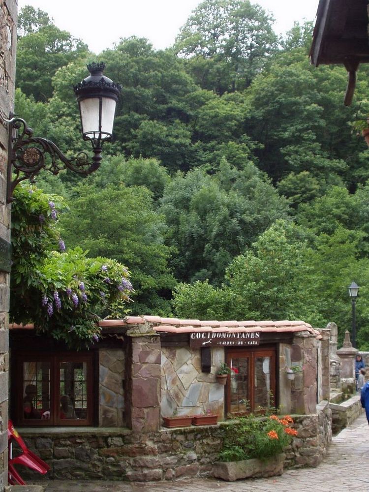 Foto de Barcena Mayor (Cantabria), España