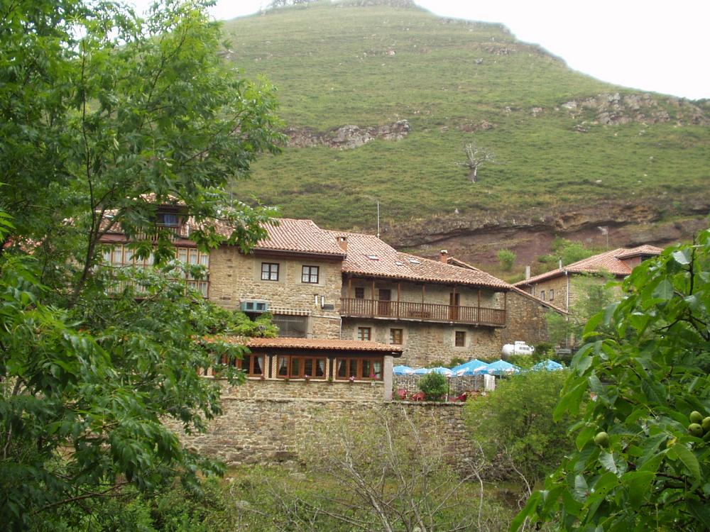 Foto de Barcena Mayor (Cantabria), España