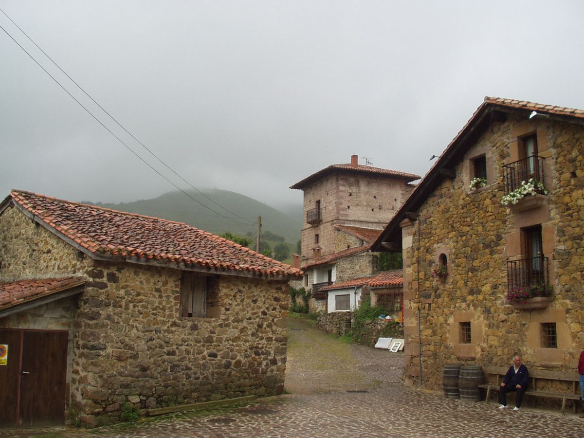 Foto de Carmona (Cantabria), España