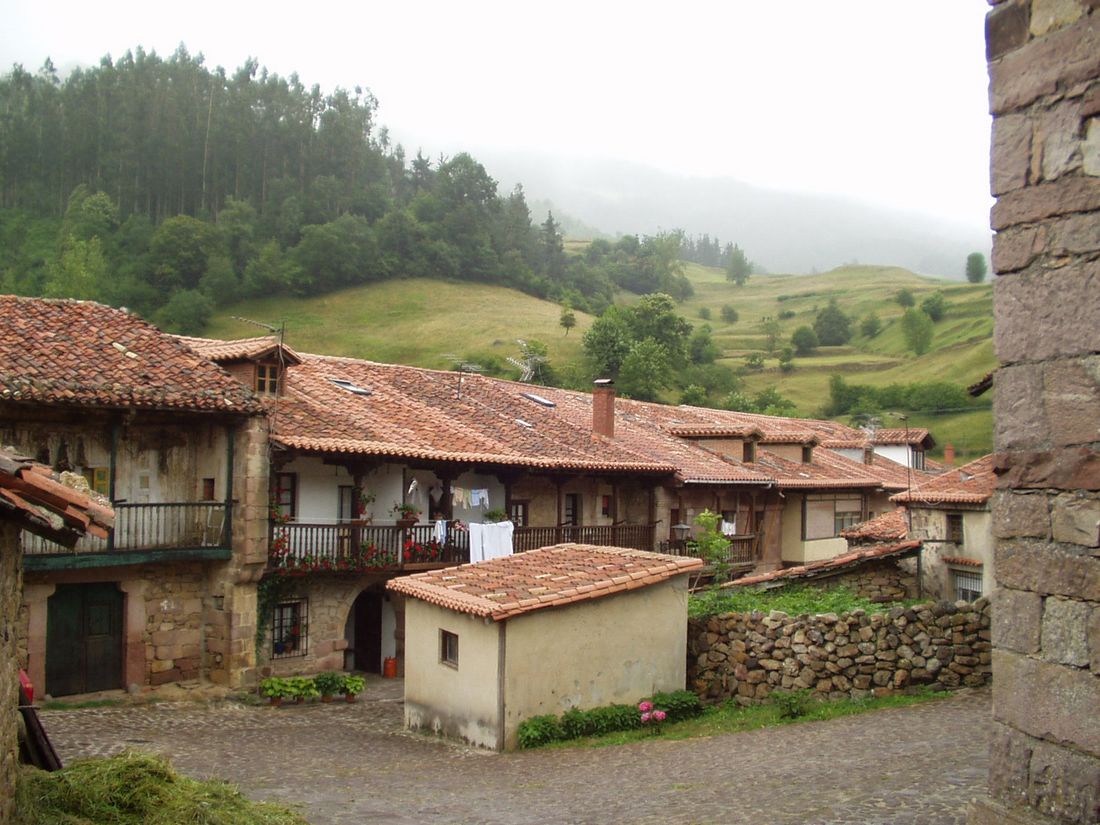 Foto de Carmona (Cantabria), España