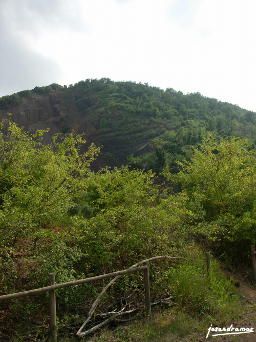 Foto de Santa Pau (Girona), España