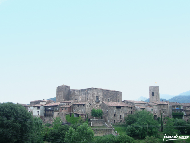 Foto de Santa Pau (Girona), España