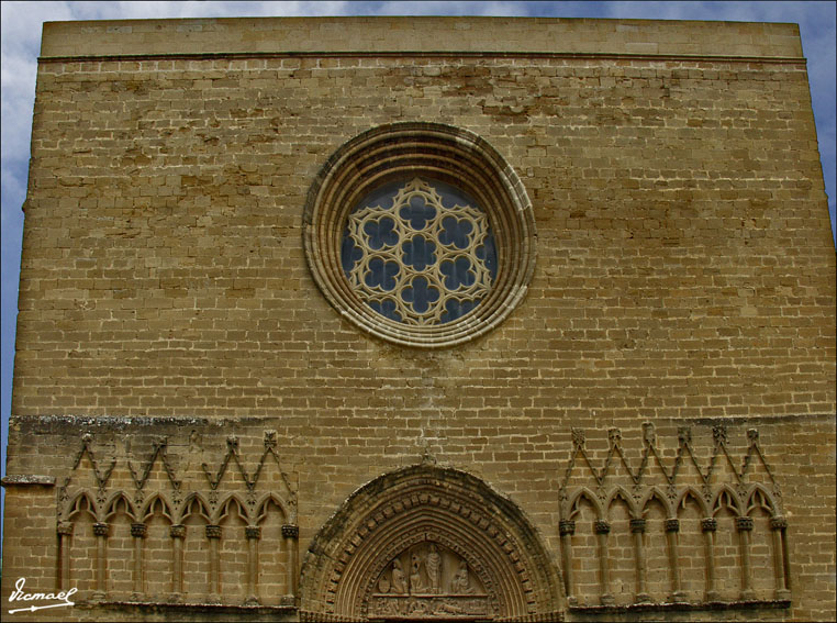 Foto de Artajona (Navarra), España