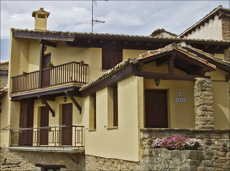 Foto de Puente la Reina - Gares (Navarra), España