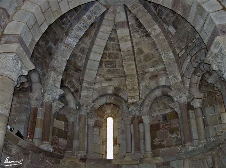Foto de Puente la Reina - Gares (Navarra), España