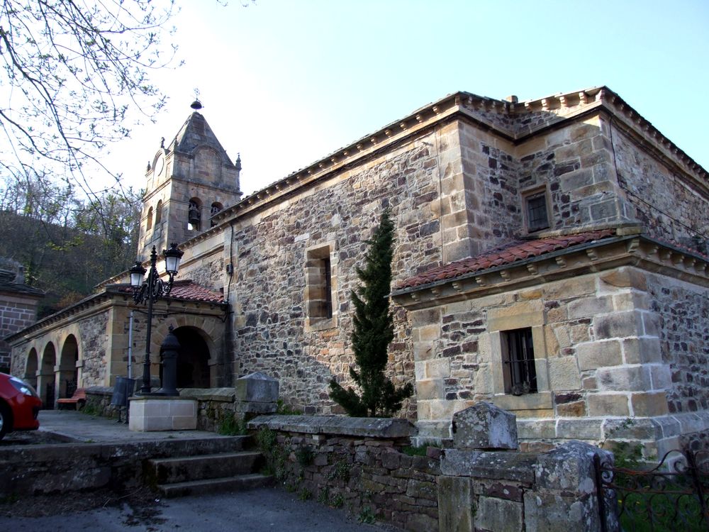 Foto de San Pedro del Romeral (Cantabria), España