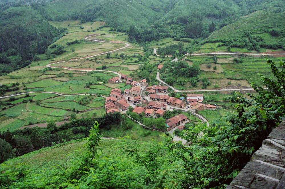 Foto de Carmona (Cantabria), España