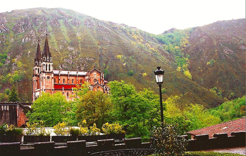 Foto de Santuario de Covadonga (Asturias), España
