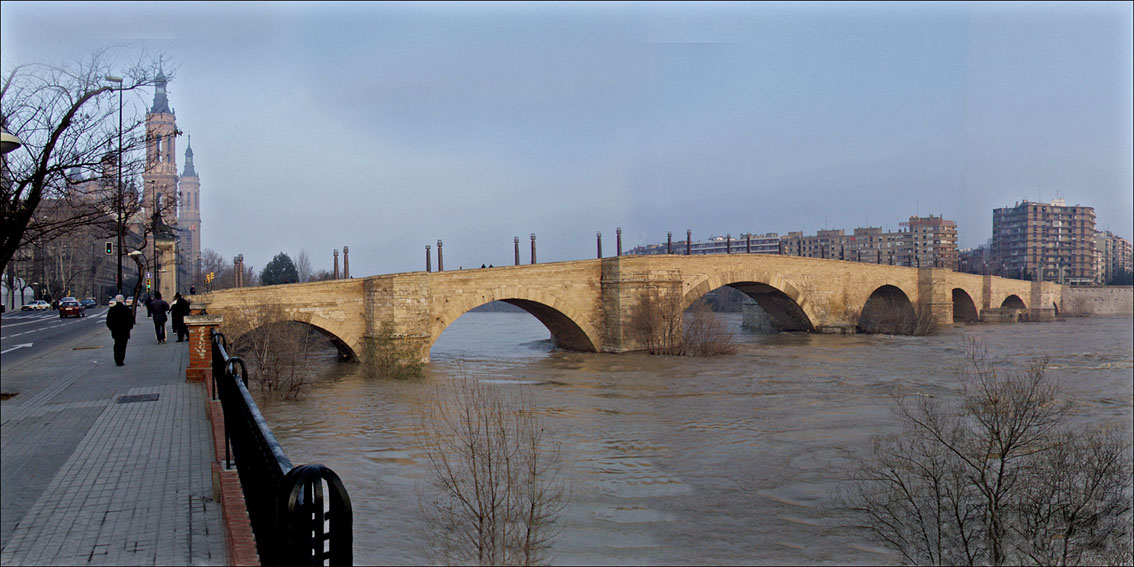 Foto de Zaragoza (Aragón), España