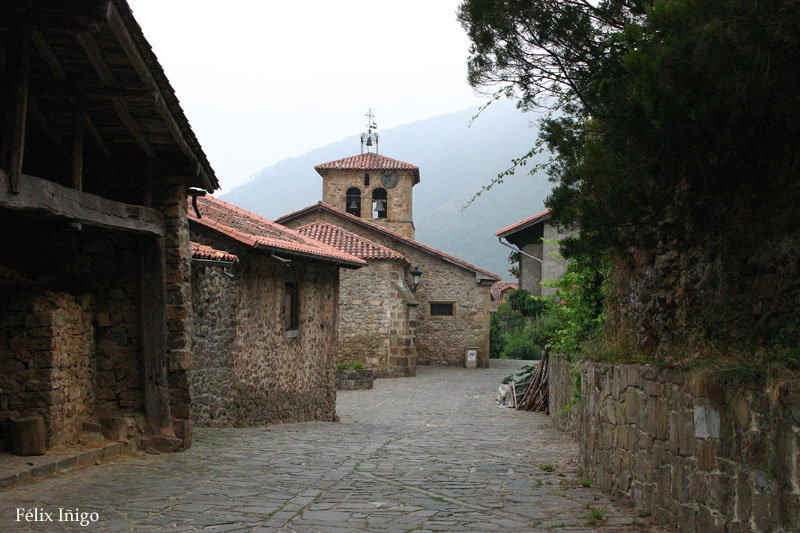 Foto de Barcena Mayor (Cantabria), España