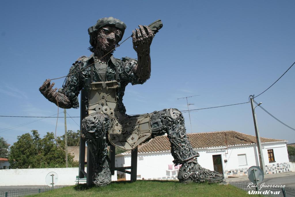 Foto: O Sapateiro - Almodôvar, Portugal