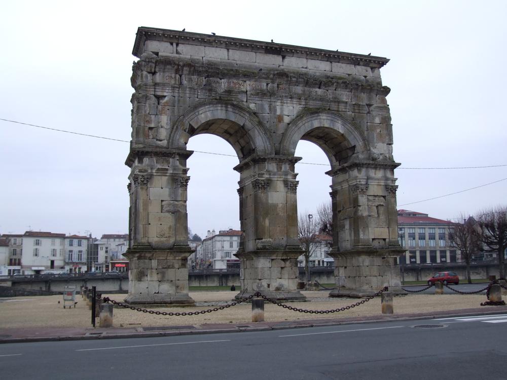 Foto de Saintes (Francia), Francia