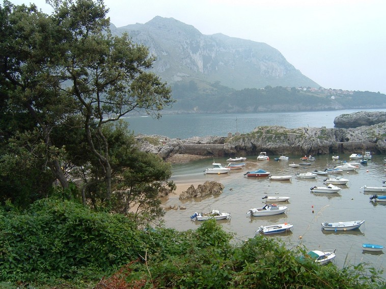Foto de Islares (Cantabria), España