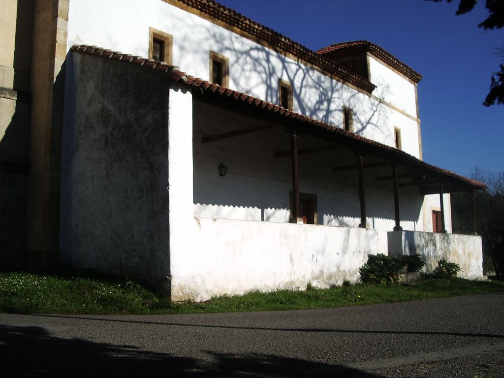 Foto de Villardeveyo (Asturias), España